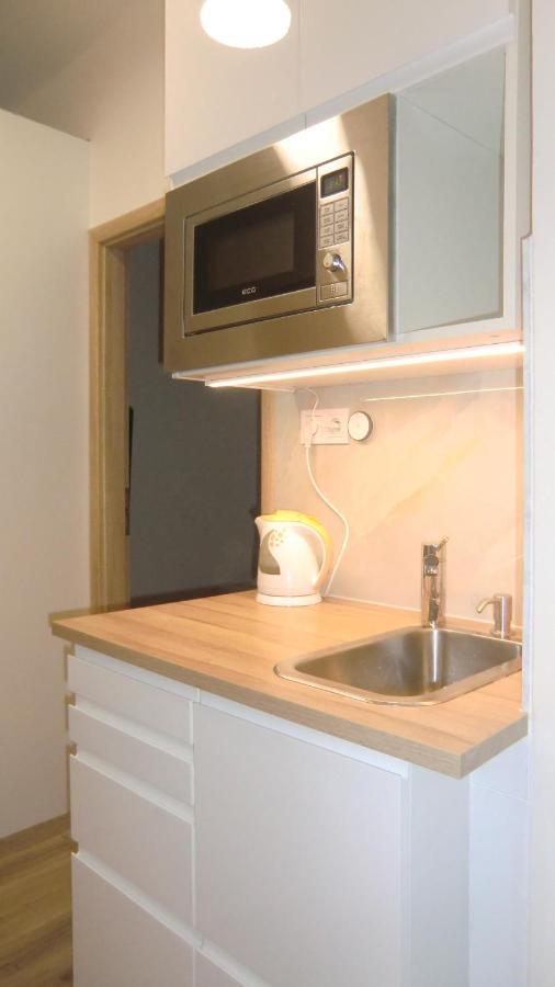 Appartement Hu à Prague Extérieur photo